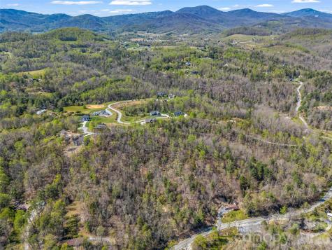 83 Sunny Morning Court Hendersonville NC 28792