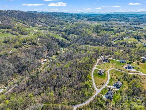 83 Sunny Morning Court Hendersonville NC 28792