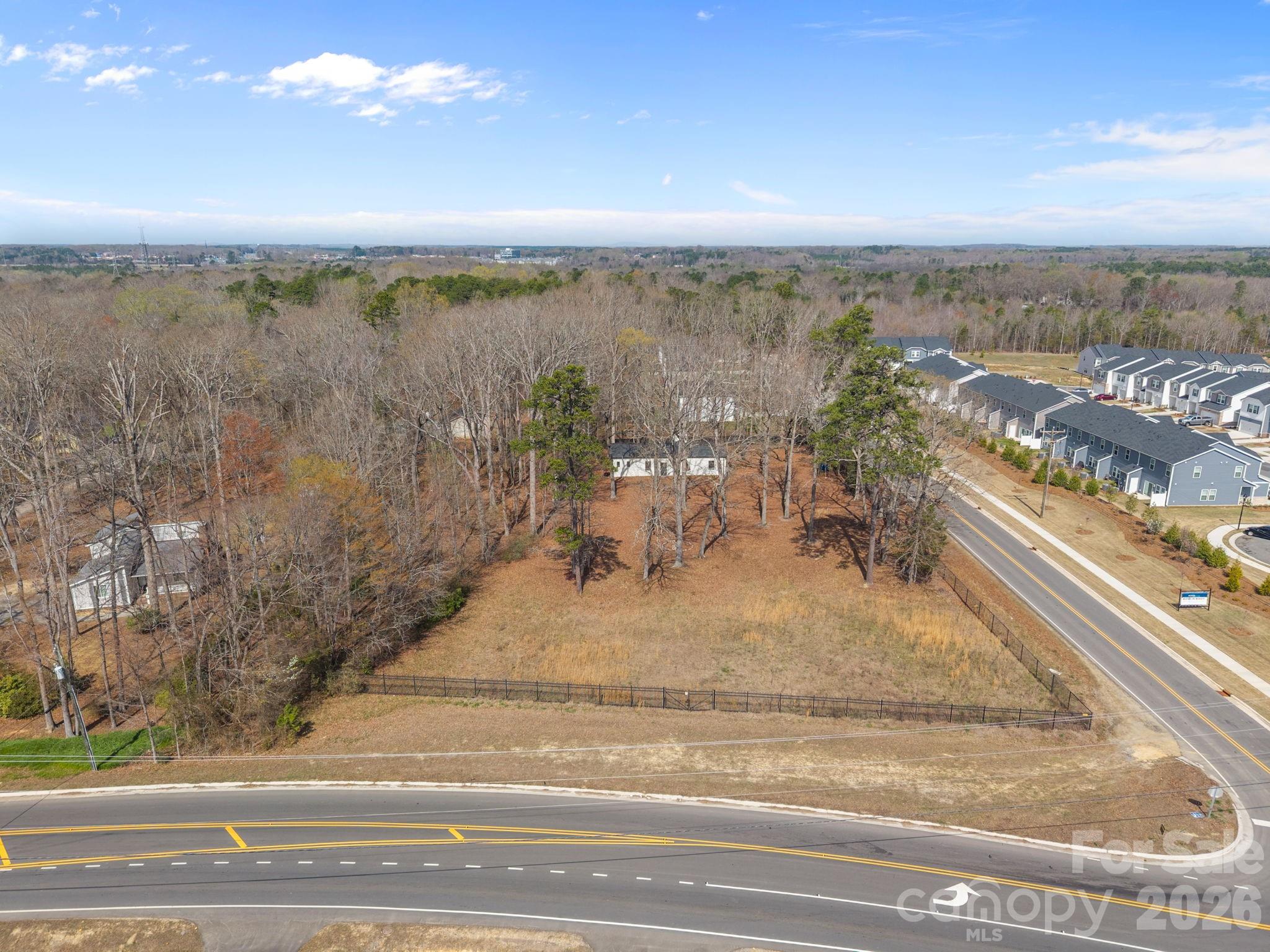 9121 Hutchinson Lane Charlotte NC 28216