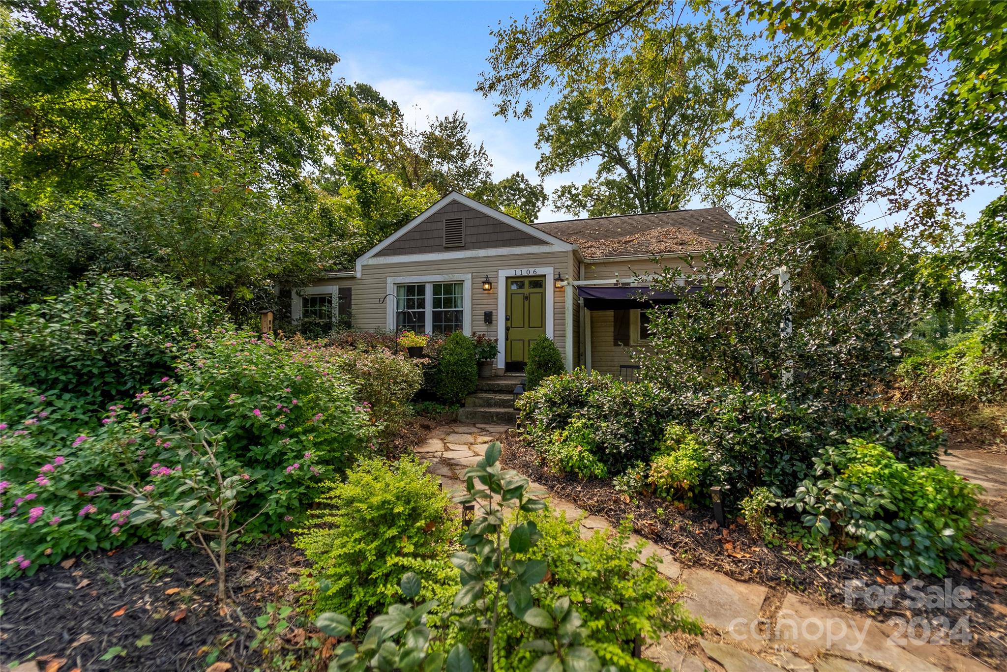 1106 Brookhurst Drive Charlotte NC 28205