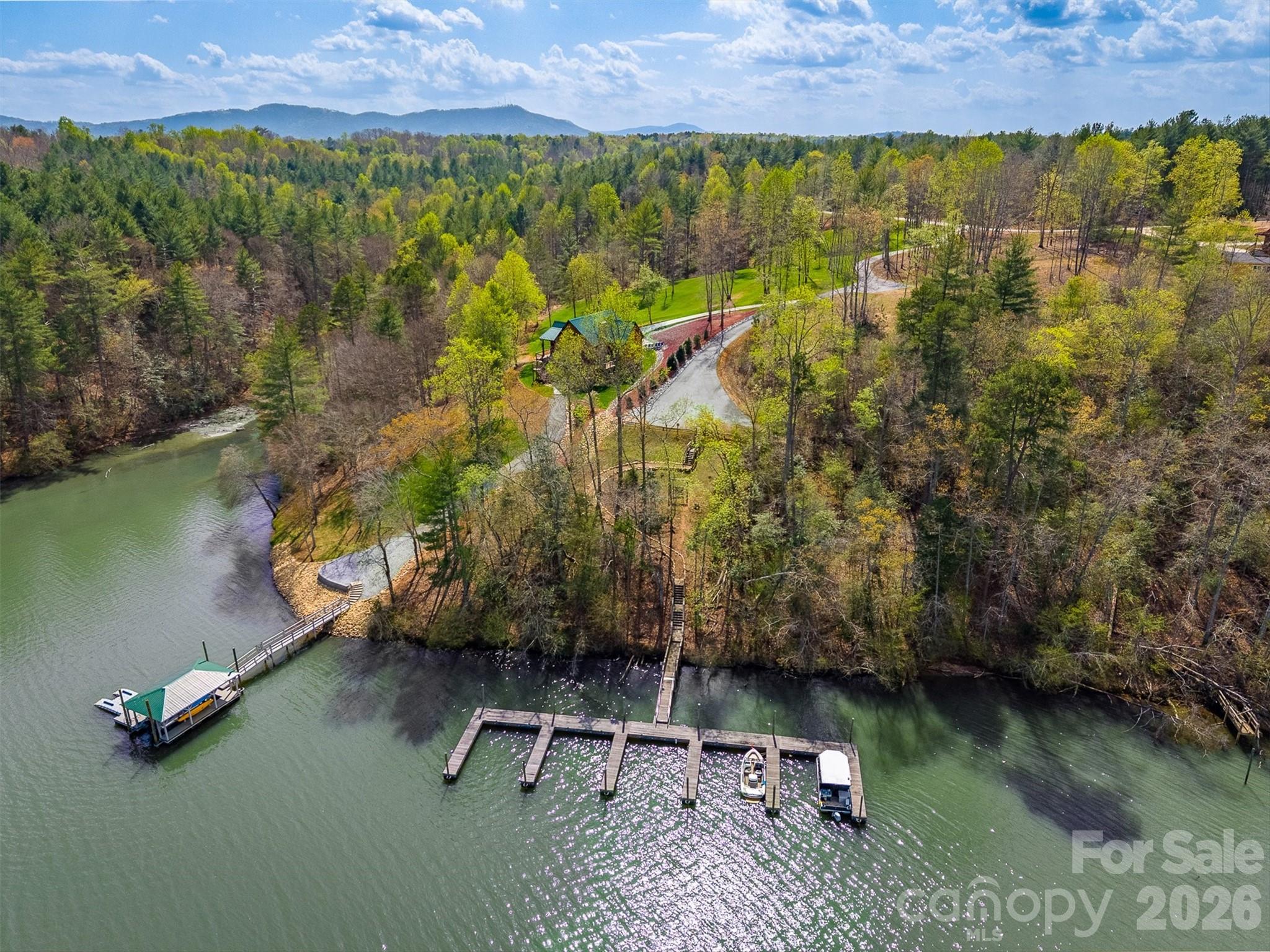 3175 Peninsula Pointe Drive NW Valdese NC 28690