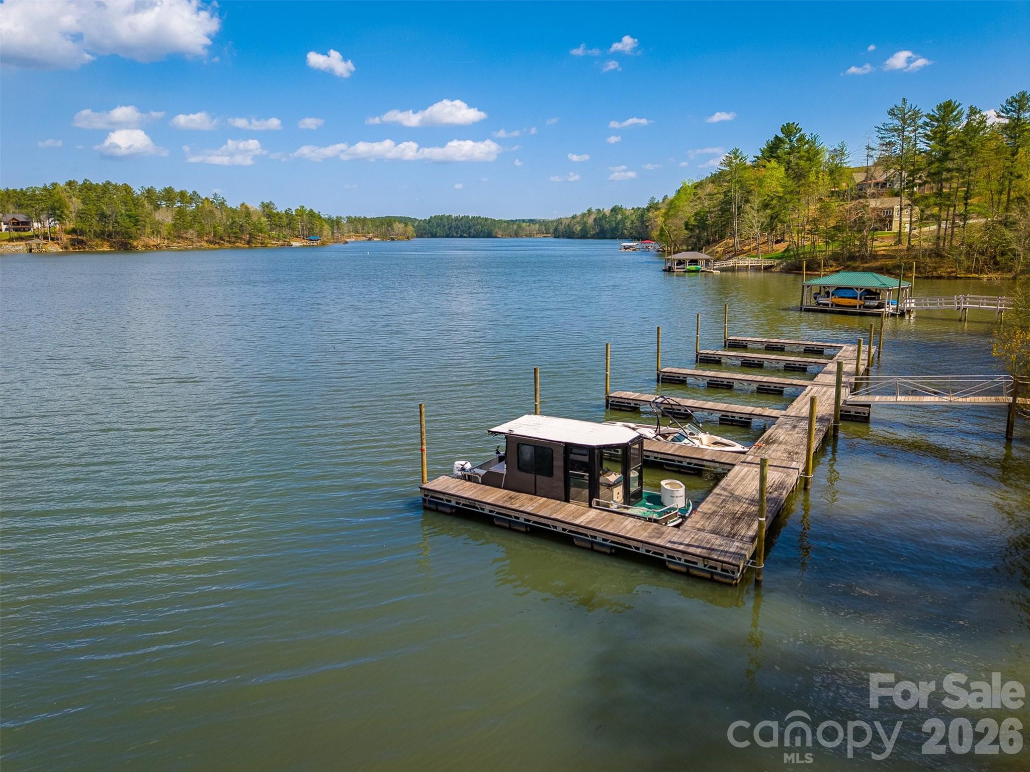 3175 Peninsula Pointe Drive NW Valdese NC 28690