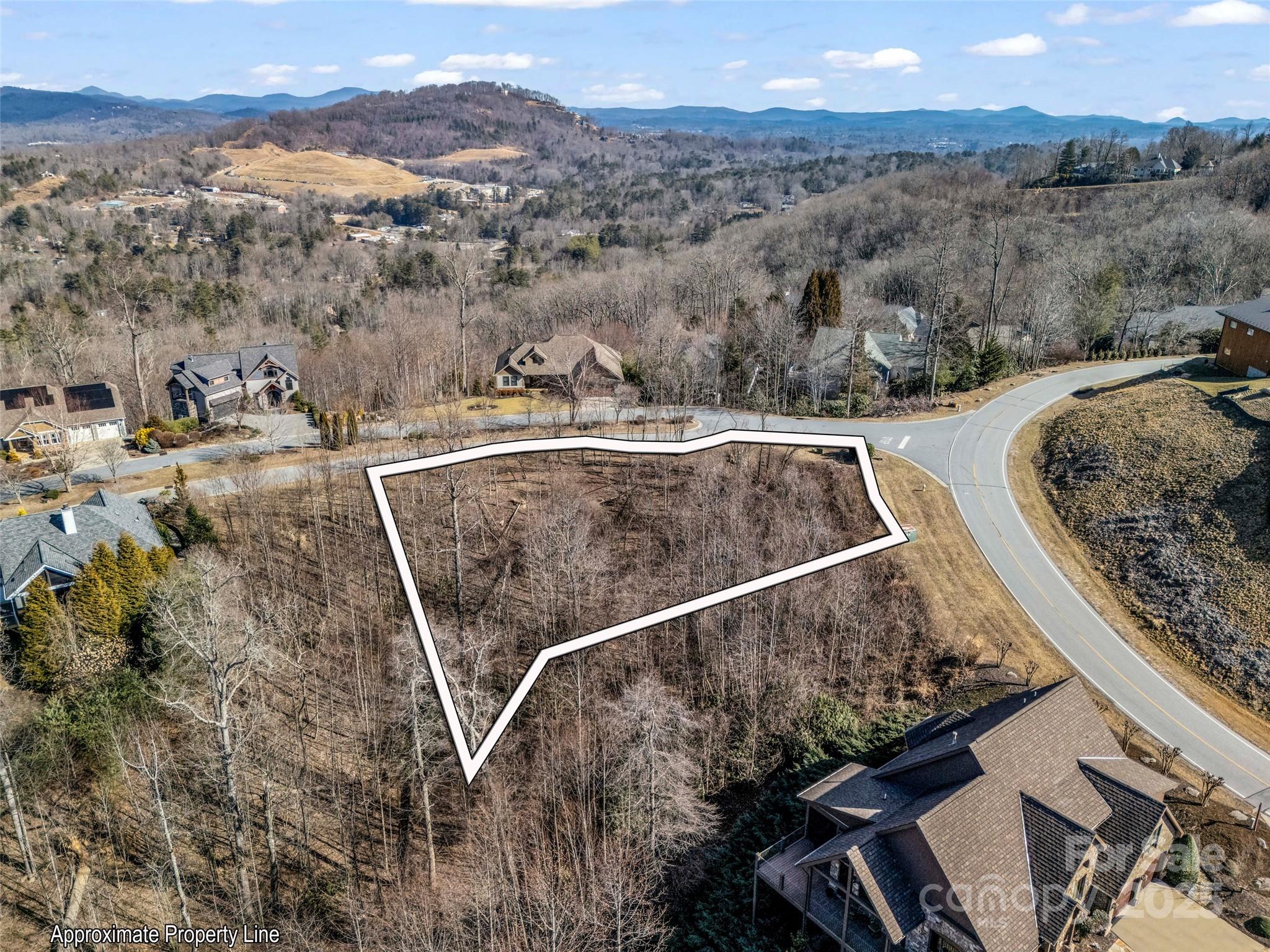 1509 Summit Hill Road Hendersonville NC 28791