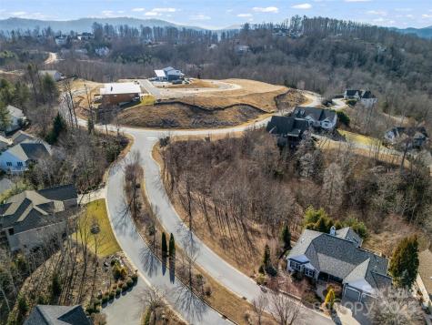 1509 Summit Hill Road Hendersonville NC 28791