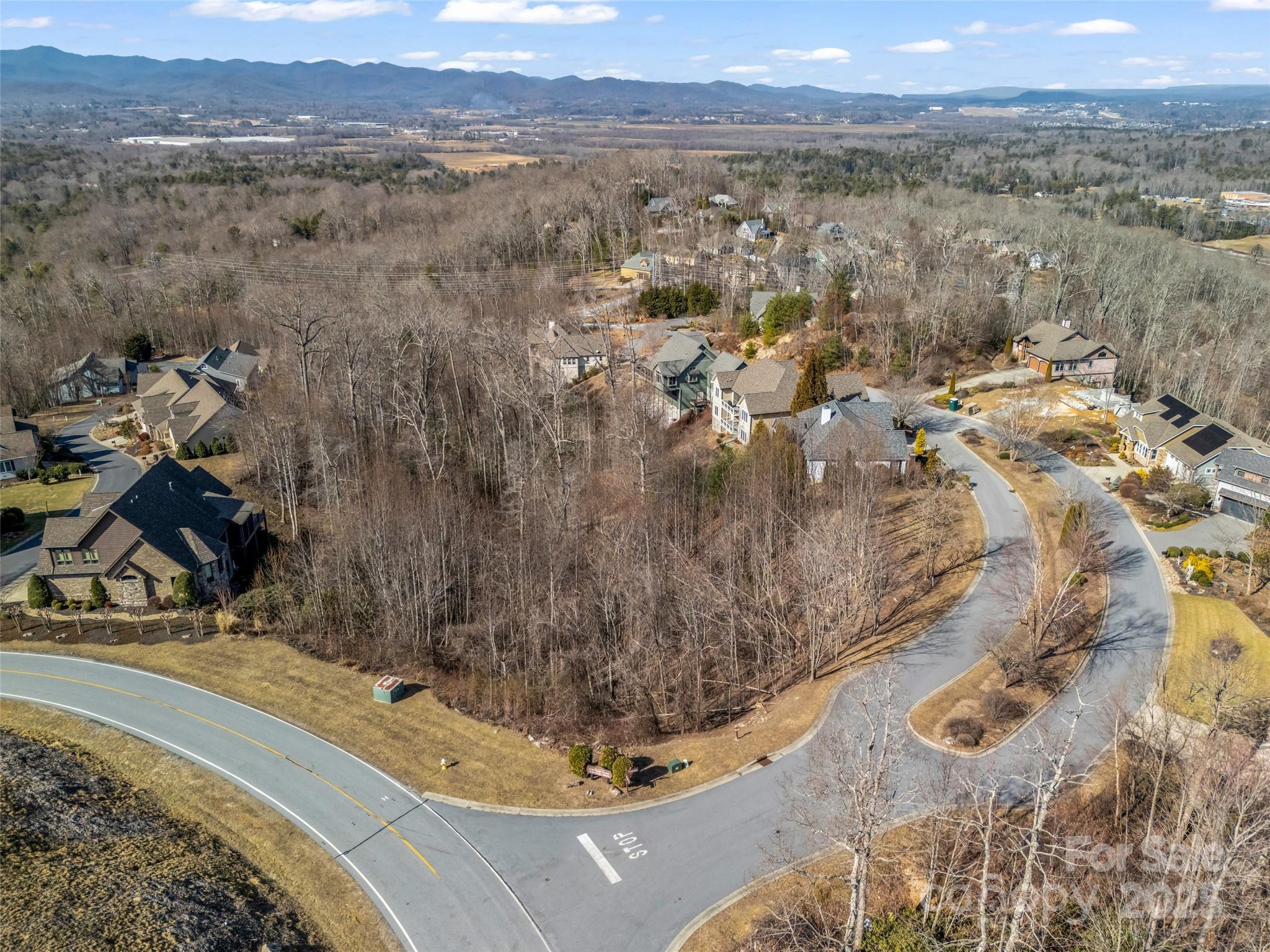 1509 Summit Hill Road Hendersonville NC 28791
