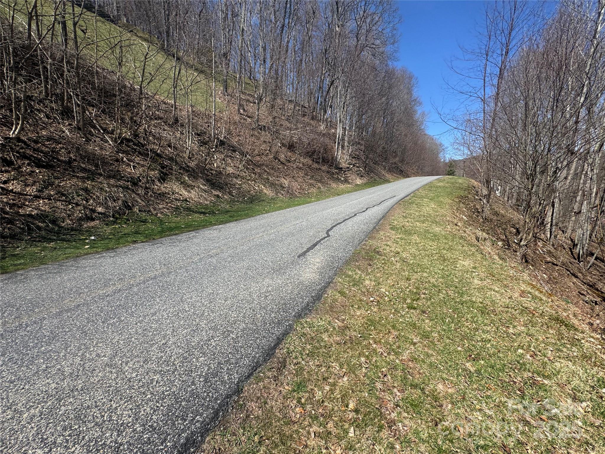 14 & 16 Overlook Drive Mars Hill NC 28754