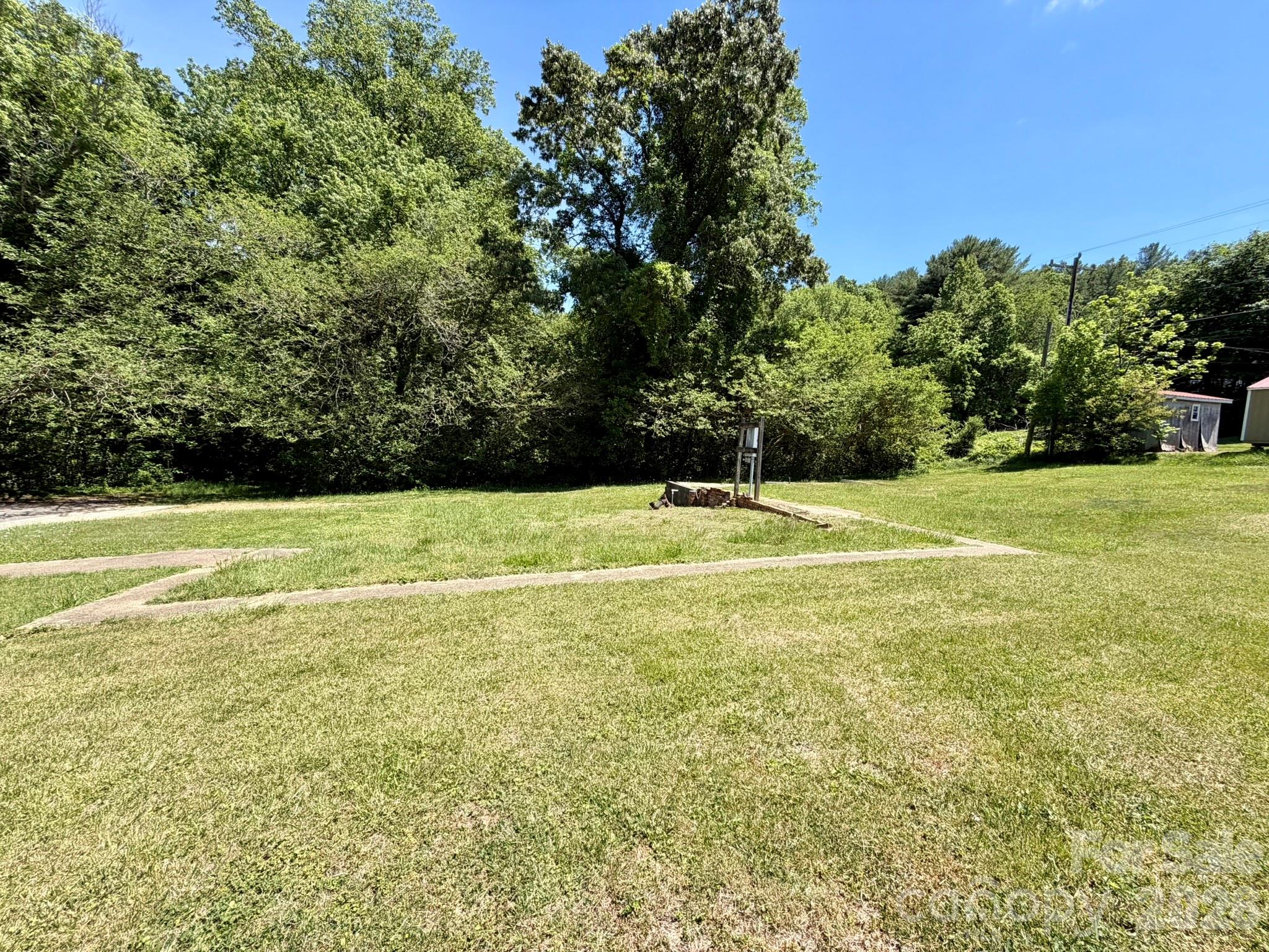 100 4th Em Street Marion NC 28752