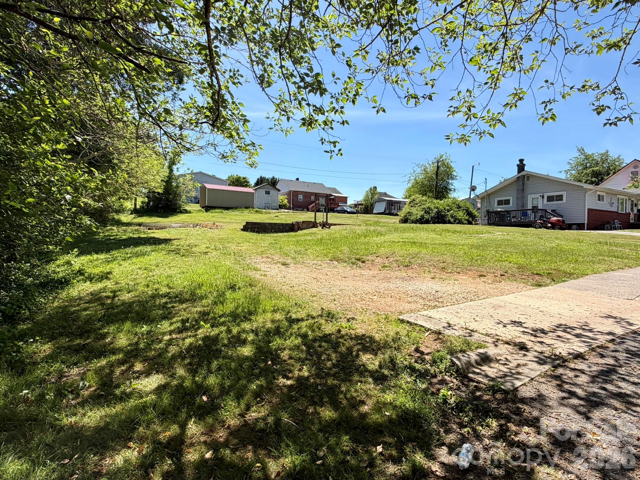 100 4th Em Street Marion NC 28752
