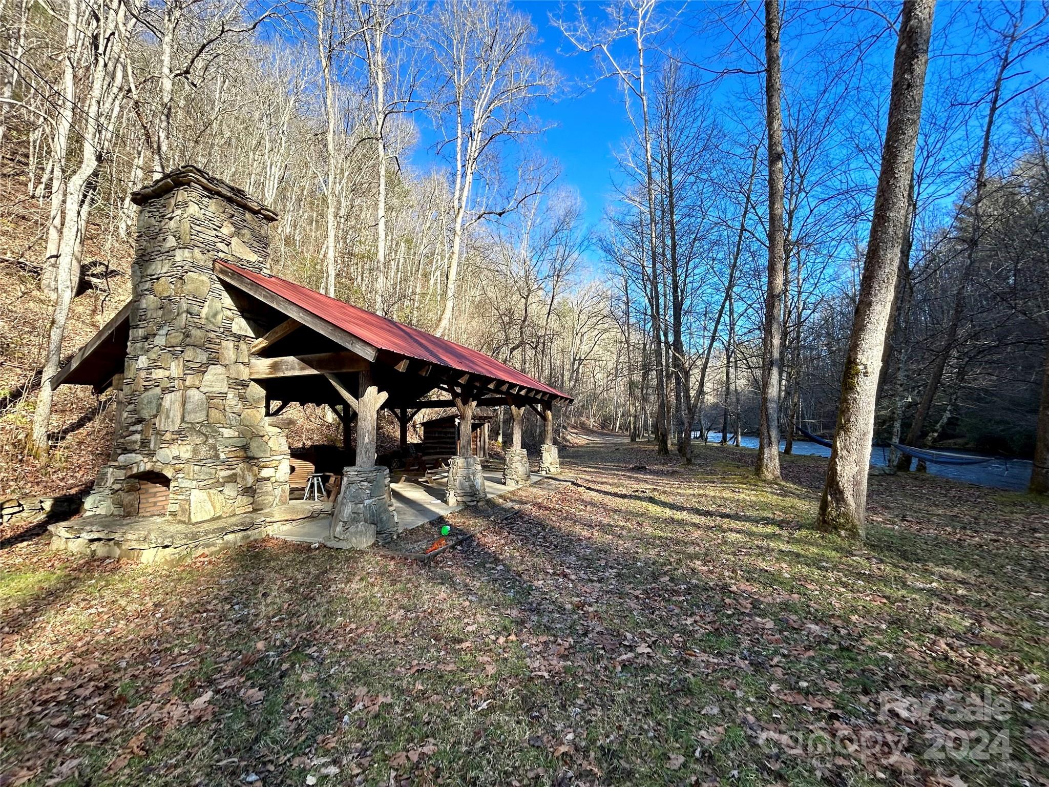275 Overlook Lane Marshall NC 28753