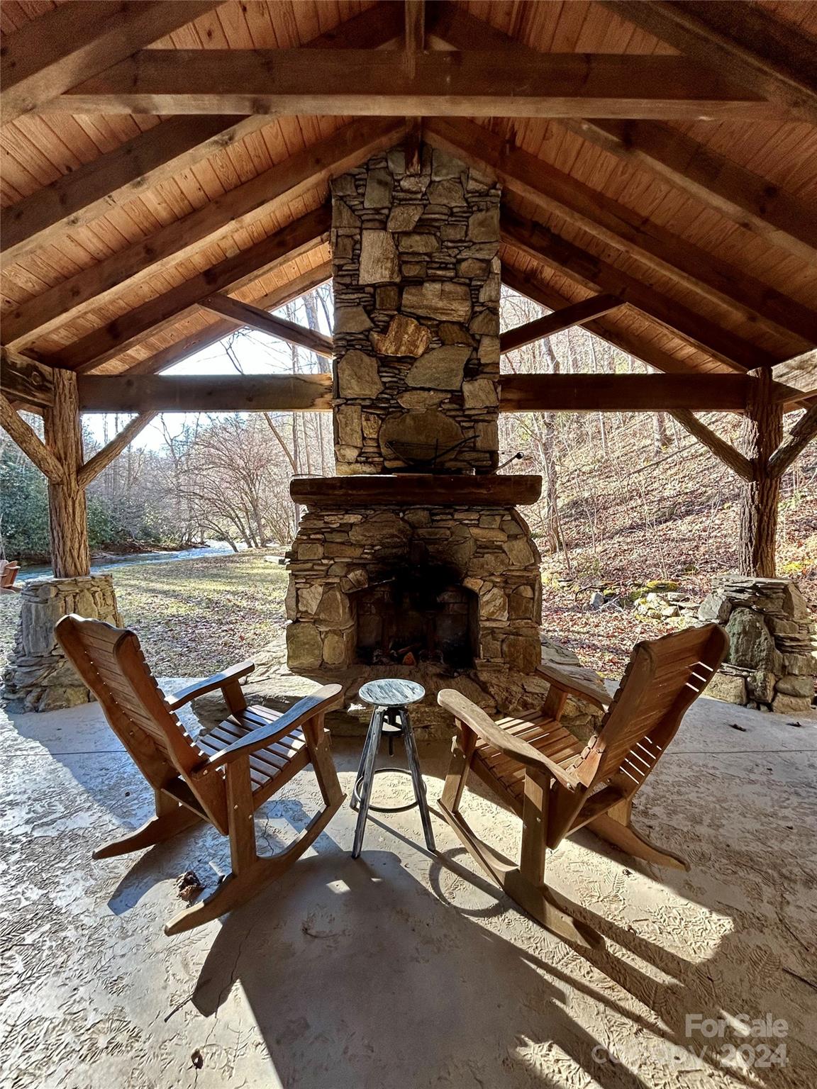 275 Overlook Lane Marshall NC 28753