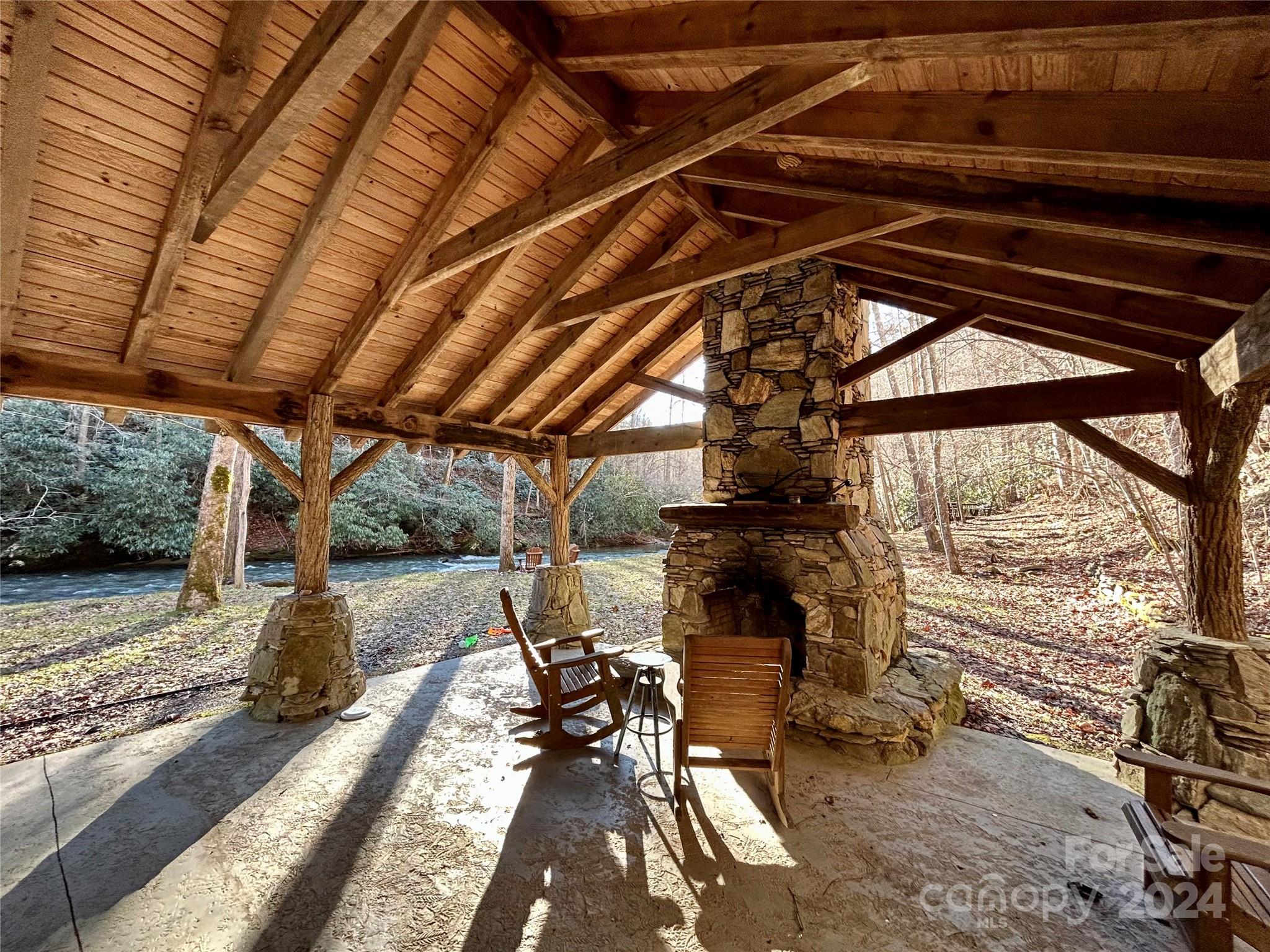 275 Overlook Lane Marshall NC 28753