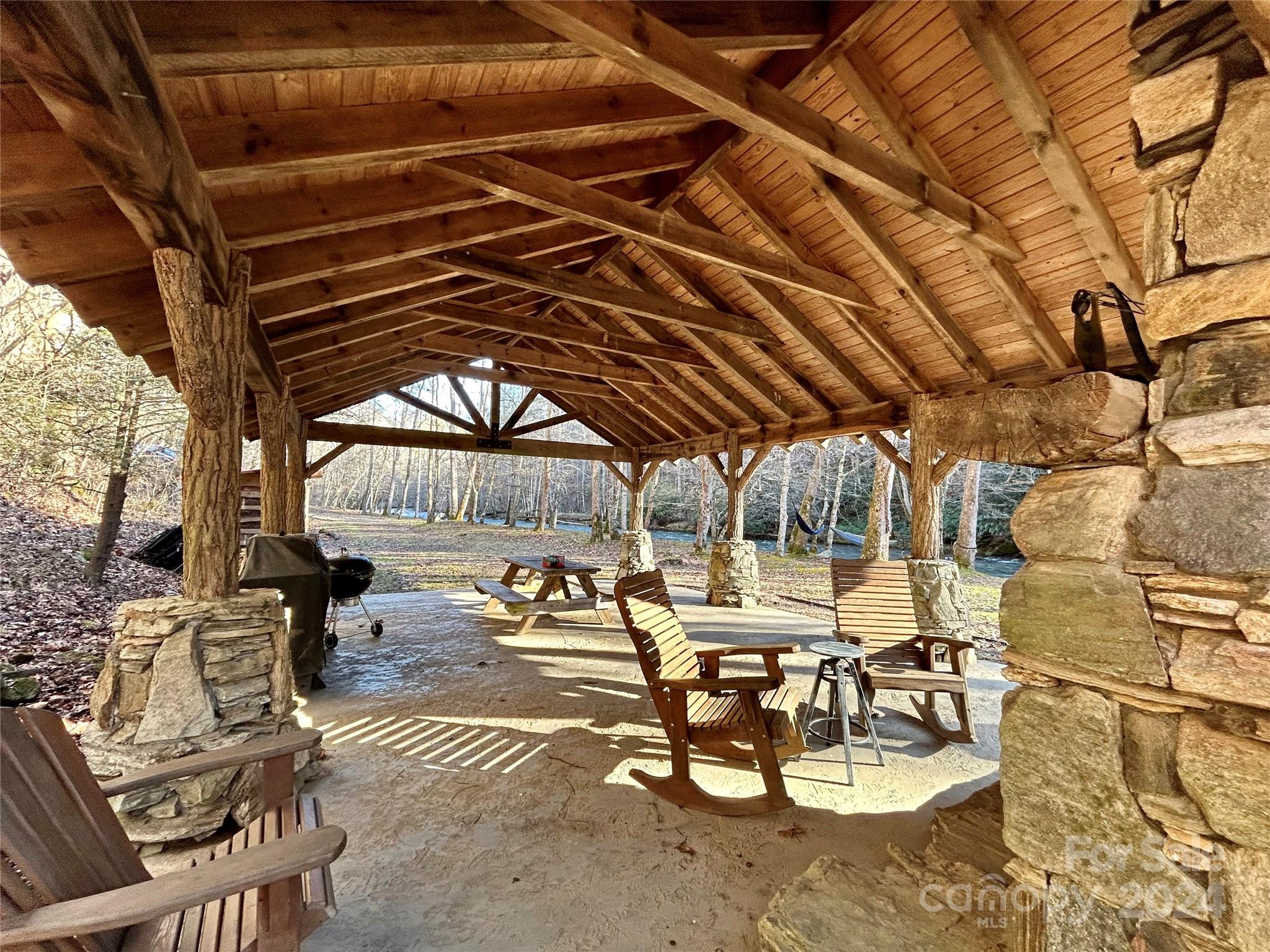 275 Overlook Lane Marshall NC 28753