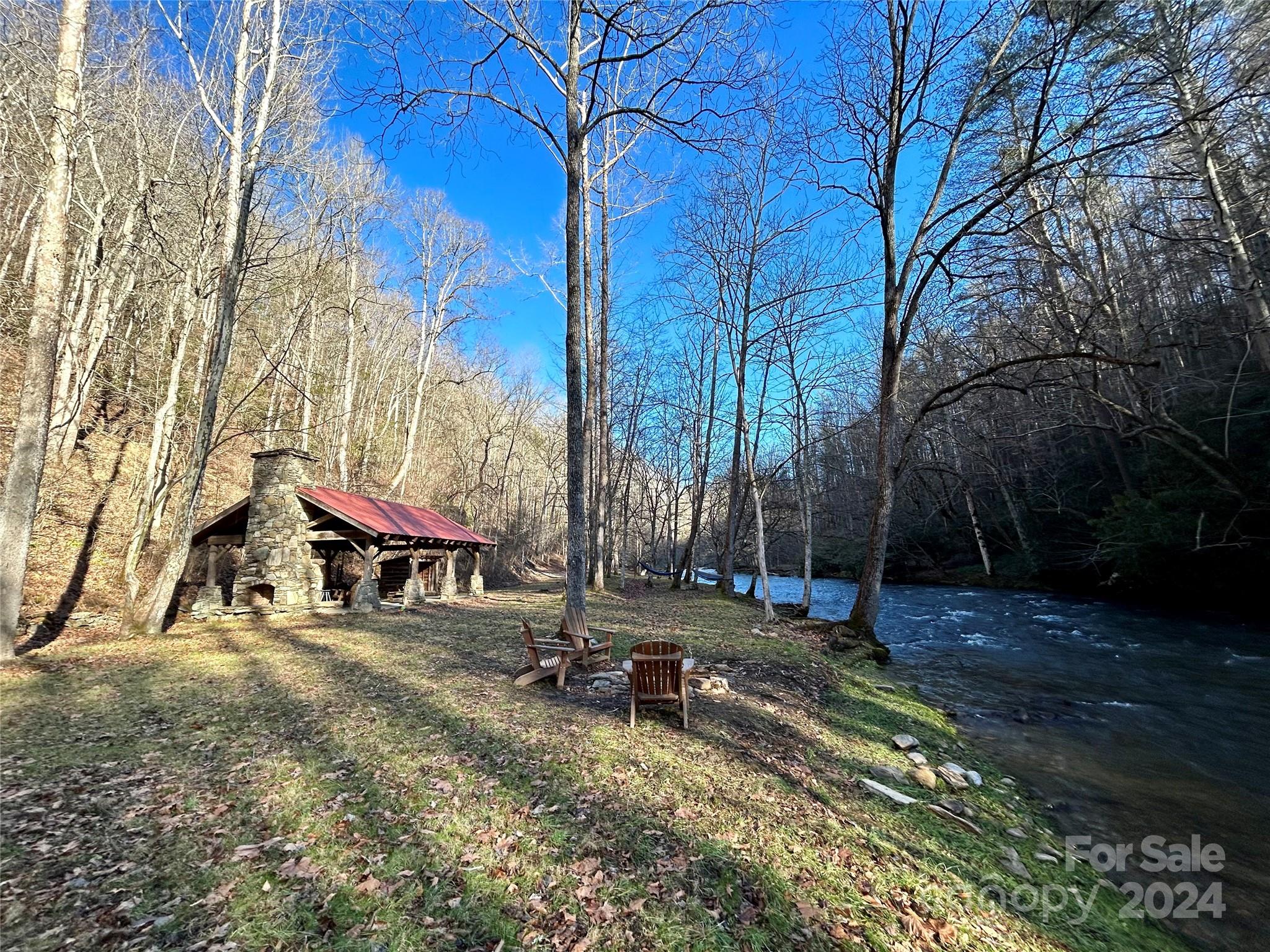 275 Overlook Lane Marshall NC 28753