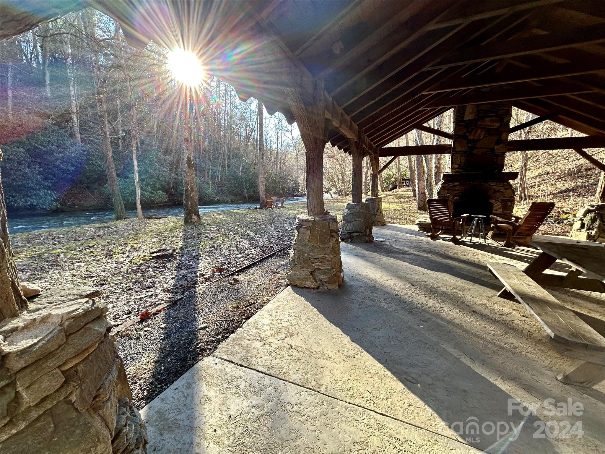 275 Overlook Lane Marshall NC 28753