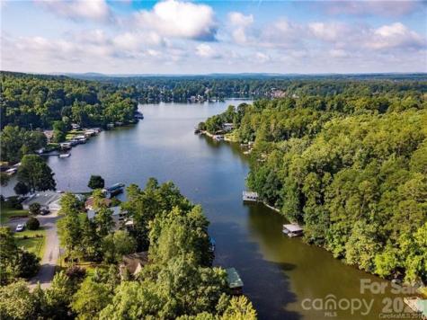 286 Aberdeen Court E Badin Lake NC 28127