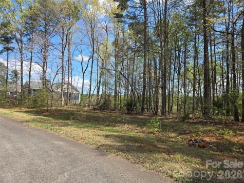 286 Aberdeen Court E Badin Lake NC 28127