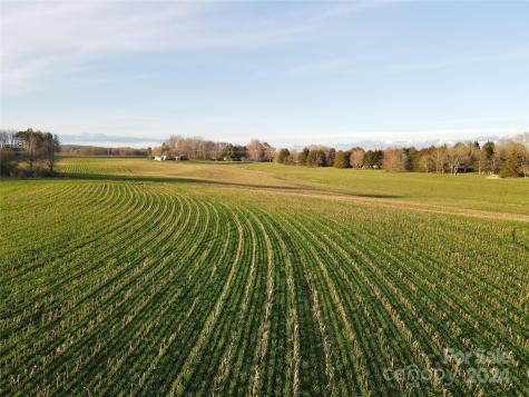 82AC Friendship Road Statesville NC 28625