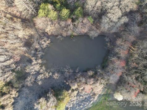 82AC Friendship Road Statesville NC 28625