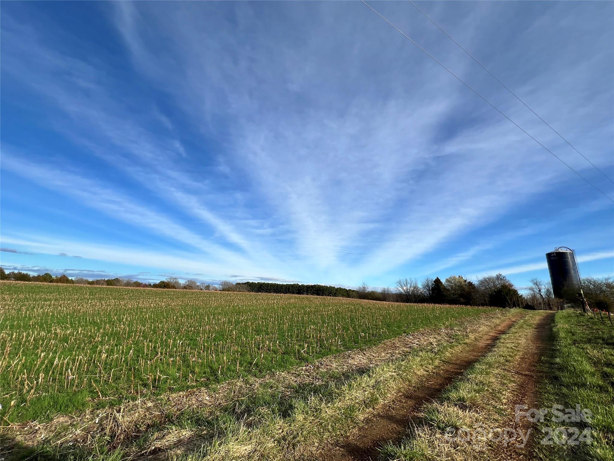 82AC Friendship Road Statesville NC 28625