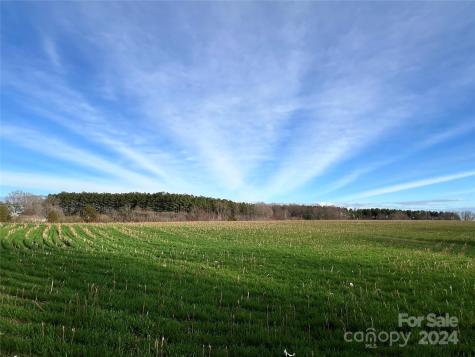 82AC Friendship Road Statesville NC 28625