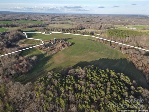 82AC Friendship Road Statesville NC 28625