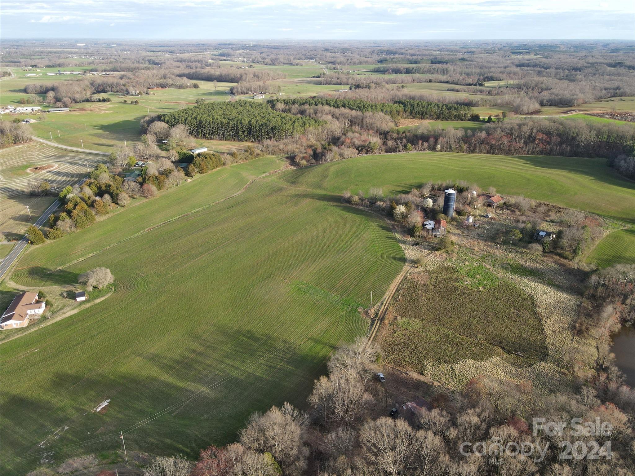 82AC Friendship Road Statesville NC 28625