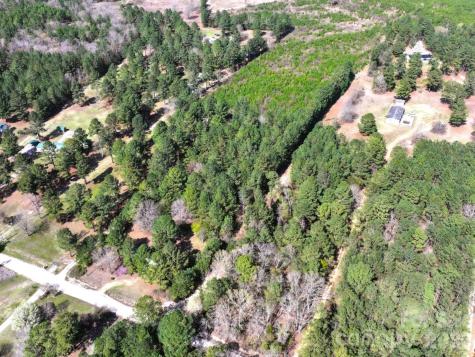 415 Hawkins Road Hartsville SC 29550