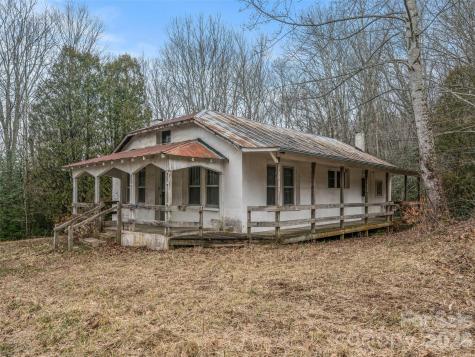 625 Cook Town Road Bakersville NC 28705