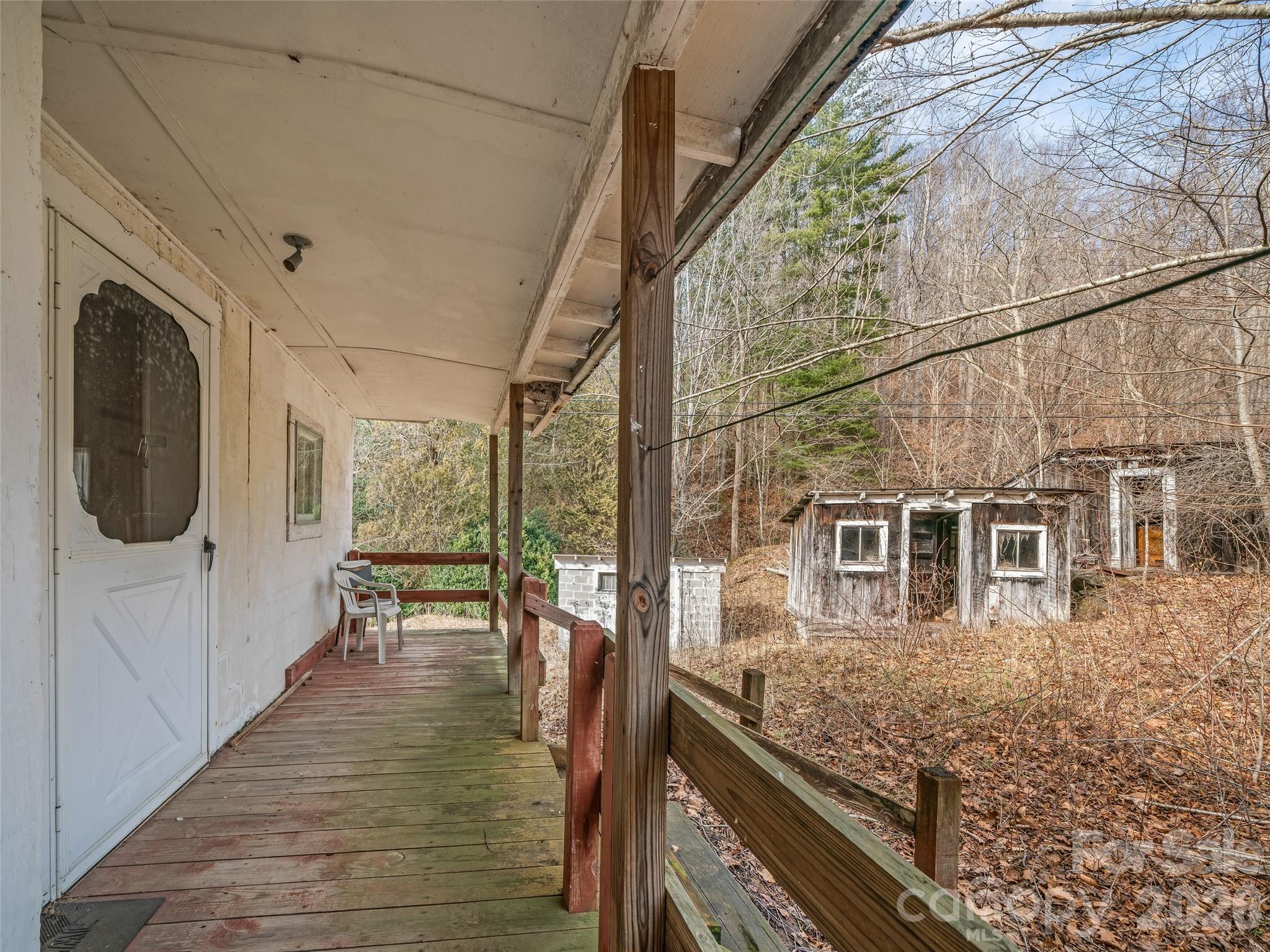 625 Cook Town Road Bakersville NC 28705