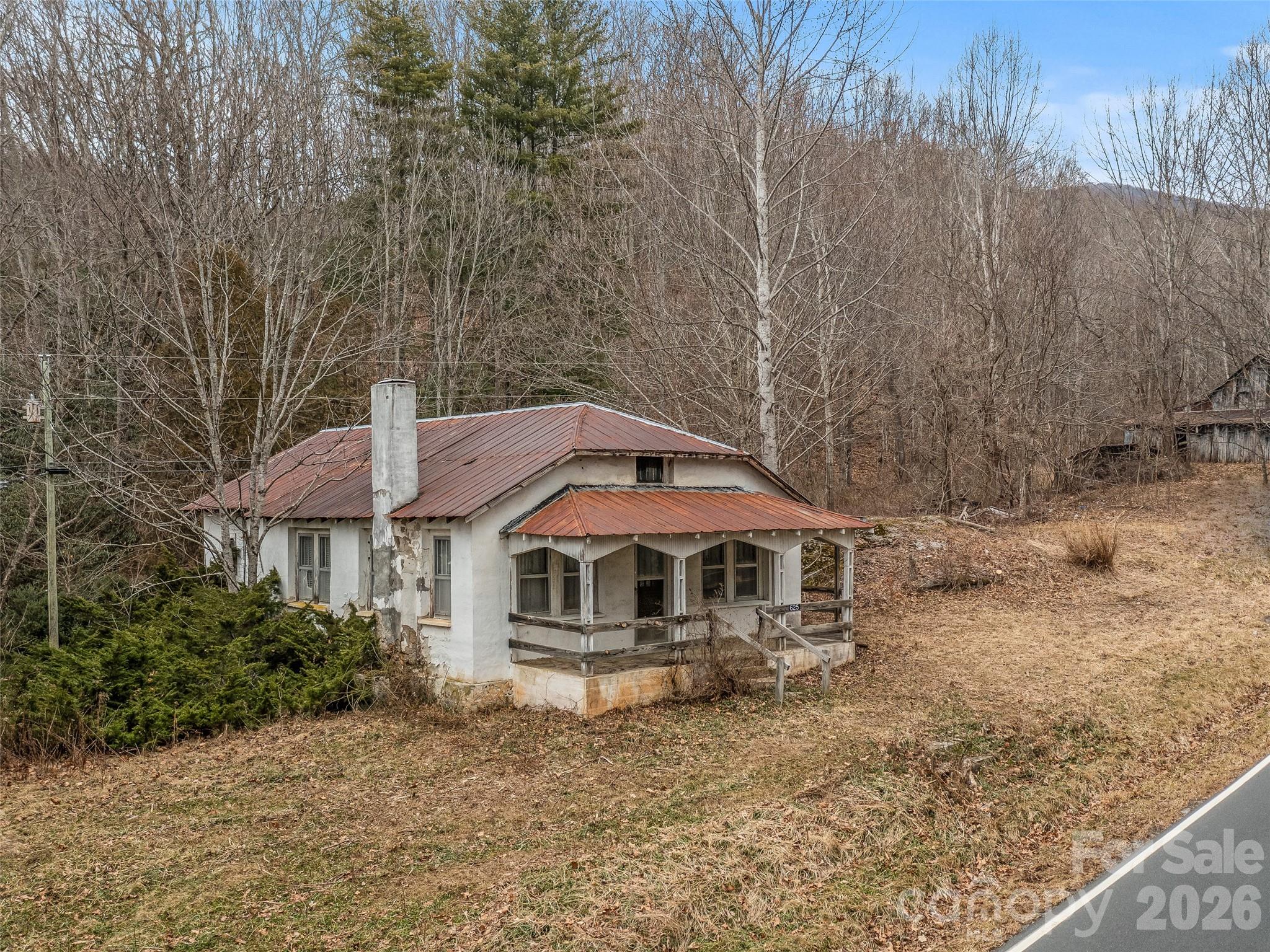 625 Cook Town Road Bakersville NC 28705