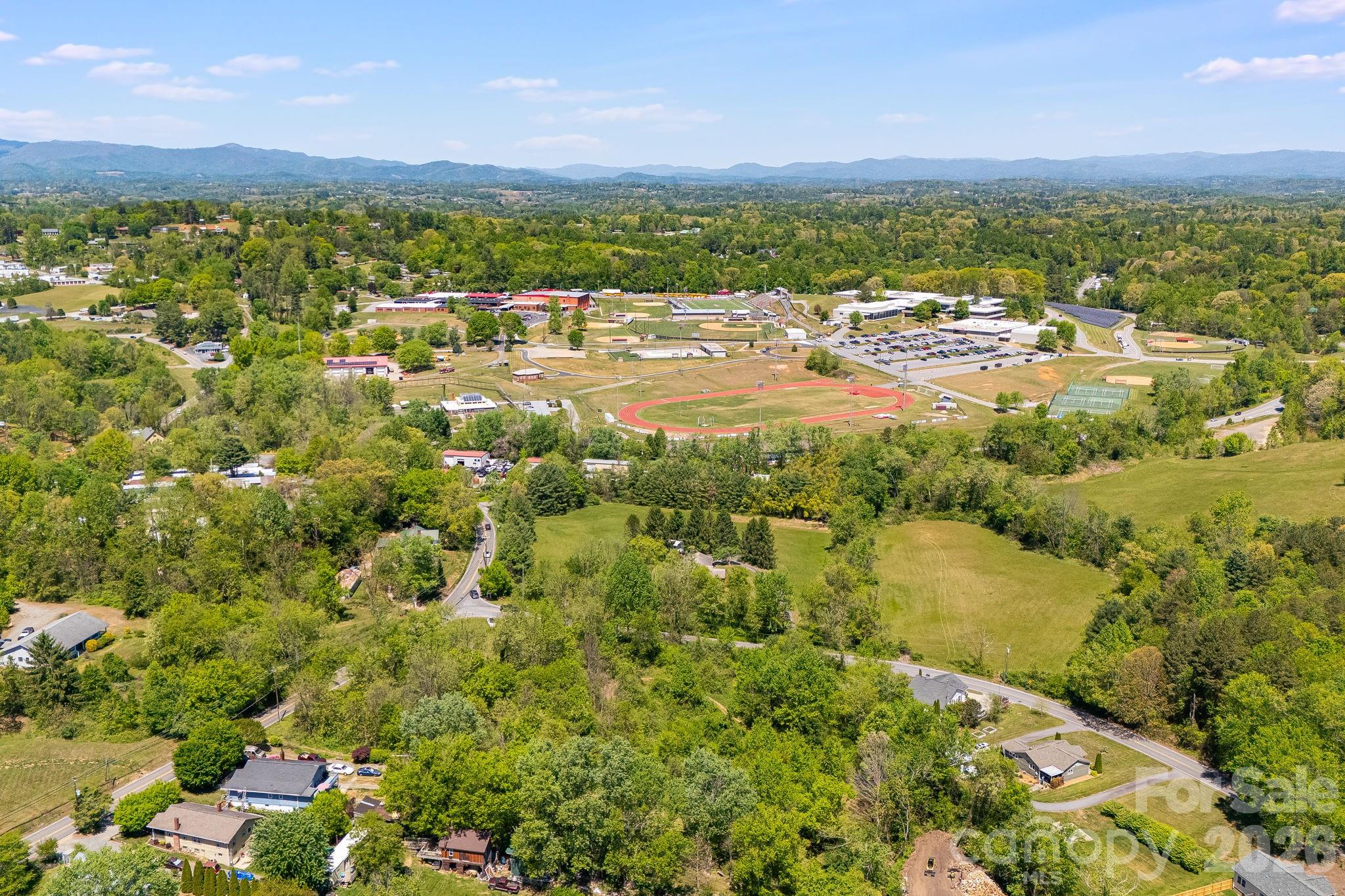 174 Ben Lippen Road Asheville NC 28806