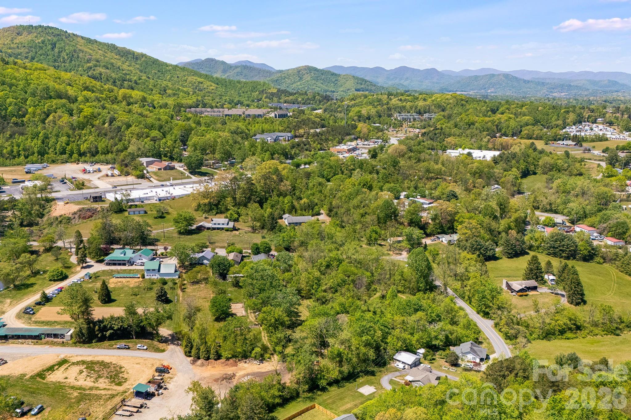 174 Ben Lippen Road Asheville NC 28806