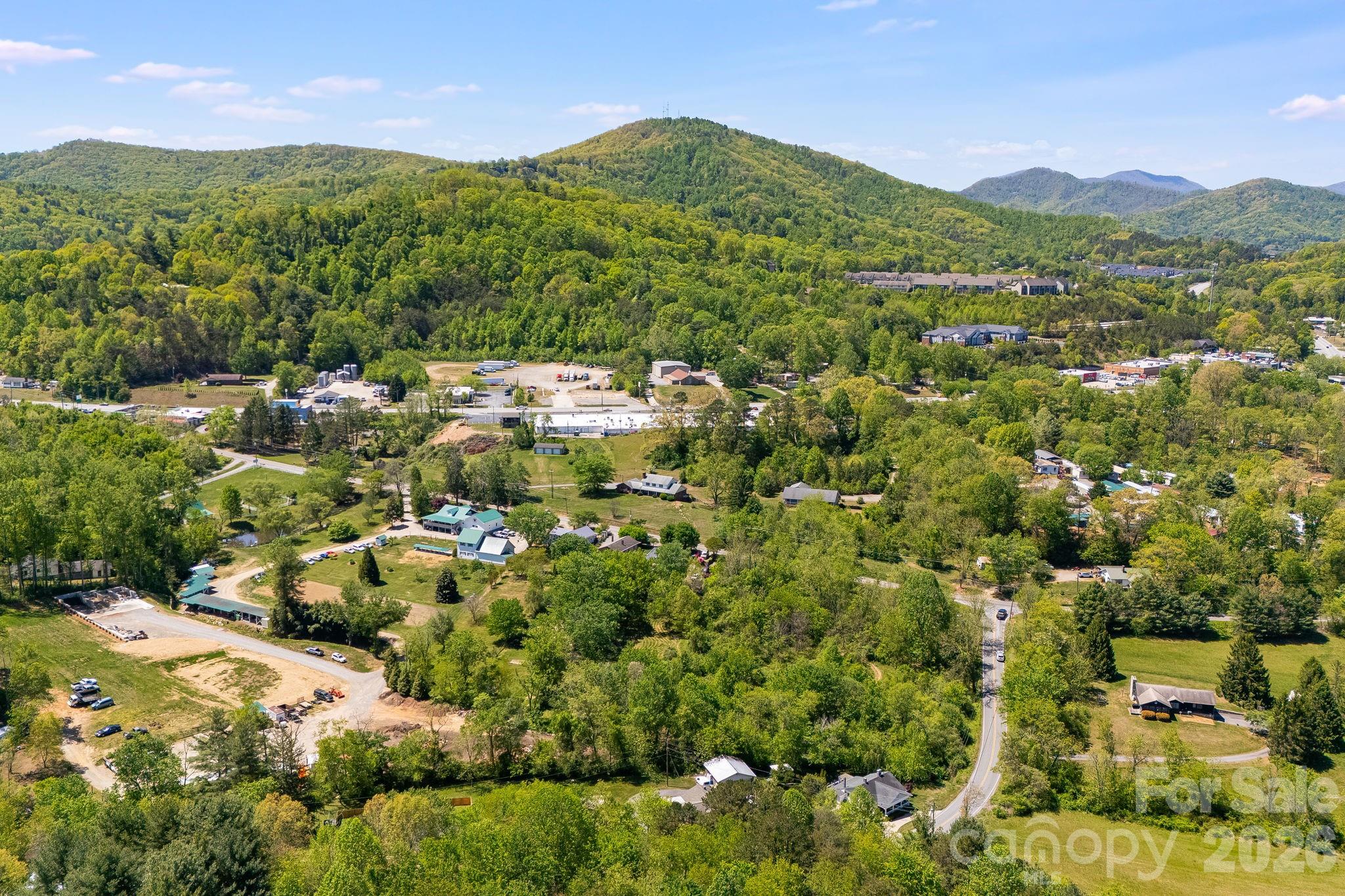 174 Ben Lippen Road Asheville NC 28806