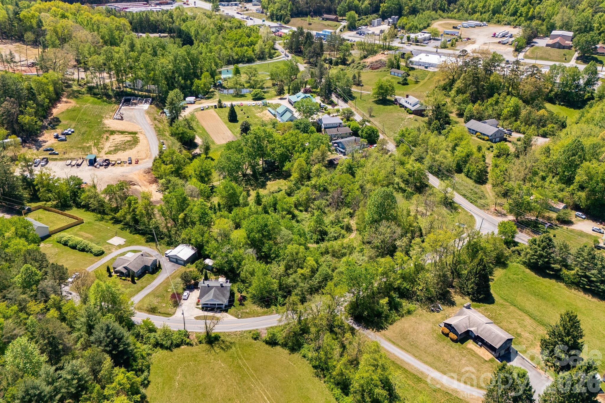 174 Ben Lippen Road Asheville NC 28806