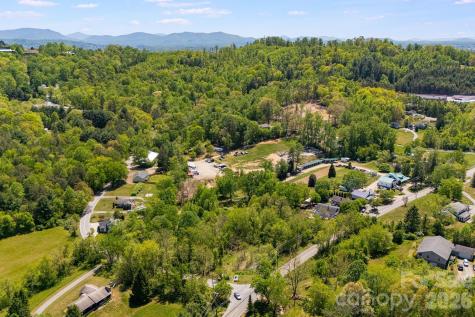 174 Ben Lippen Road Asheville NC 28806