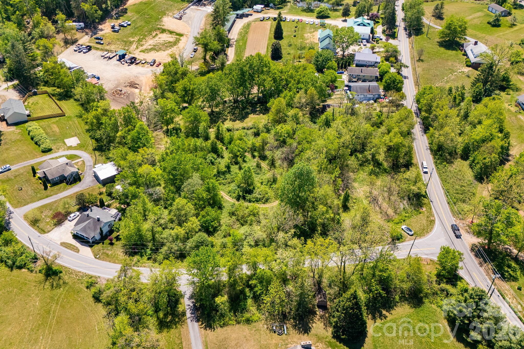 174 Ben Lippen Road Asheville NC 28806