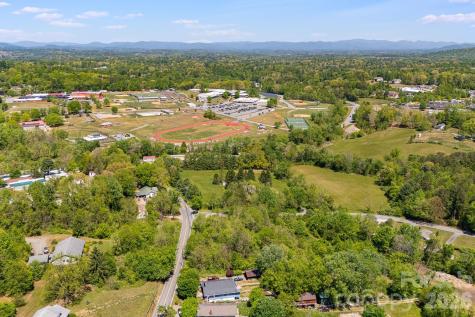 174 Ben Lippen Road Asheville NC 28806