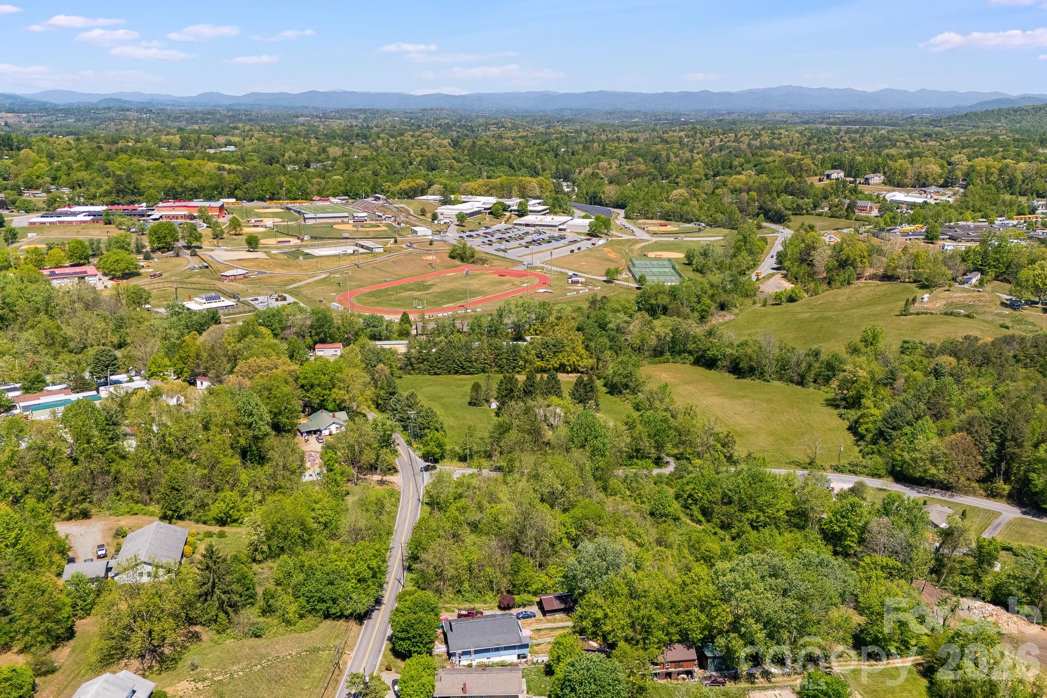 174 Ben Lippen Road Asheville NC 28806