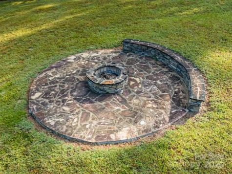 2342 Waterside Boulevard NW Valdese NC 28690