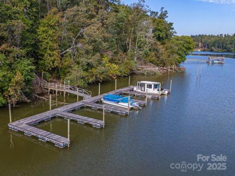 2342 Waterside Boulevard NW Valdese NC 28690