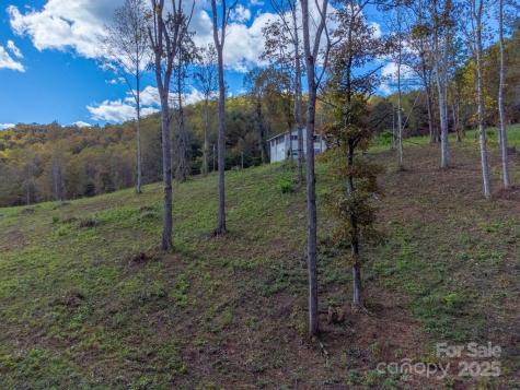 8125 Ellijay Road Franklin NC 28734