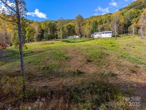 8125 Ellijay Road Franklin NC 28734