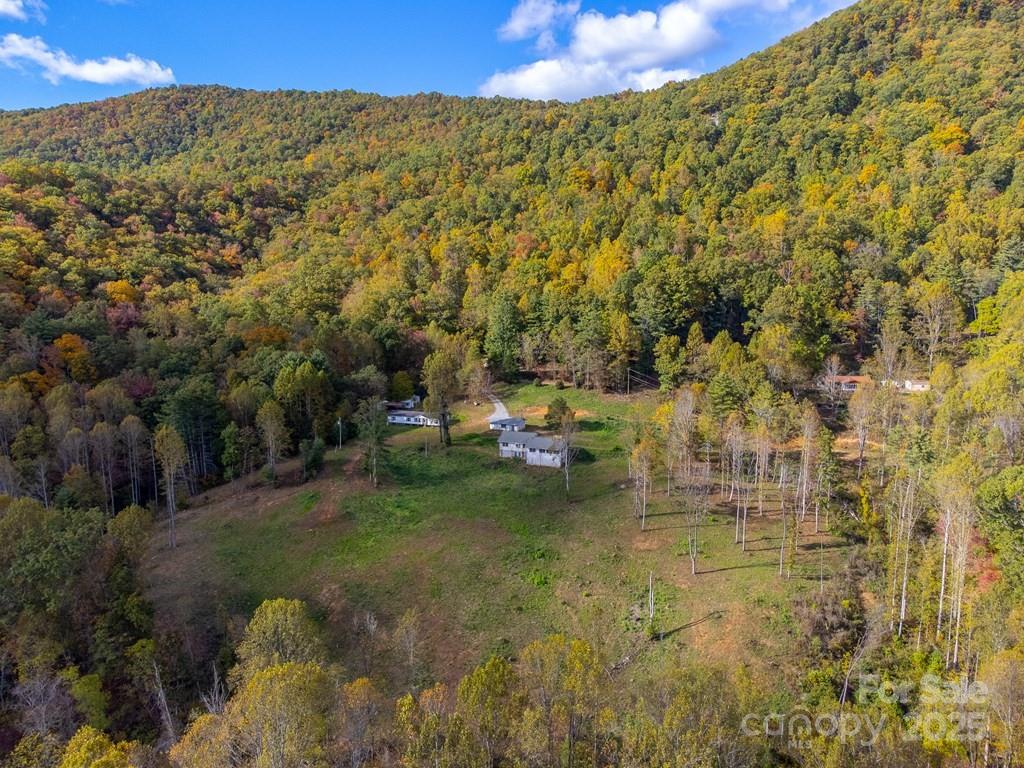 8125 Ellijay Road Franklin NC 28734