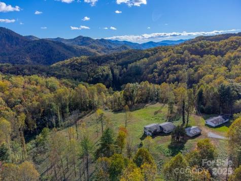 8125 Ellijay Road Franklin NC 28734