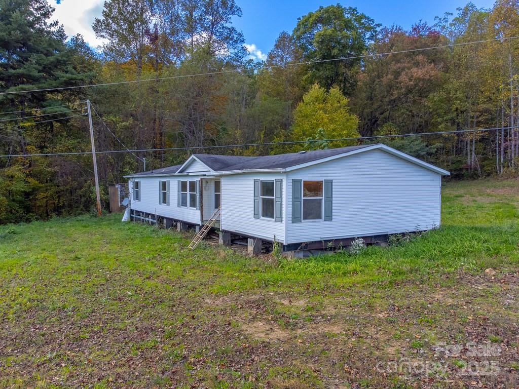 8125 Ellijay Road Franklin NC 28734