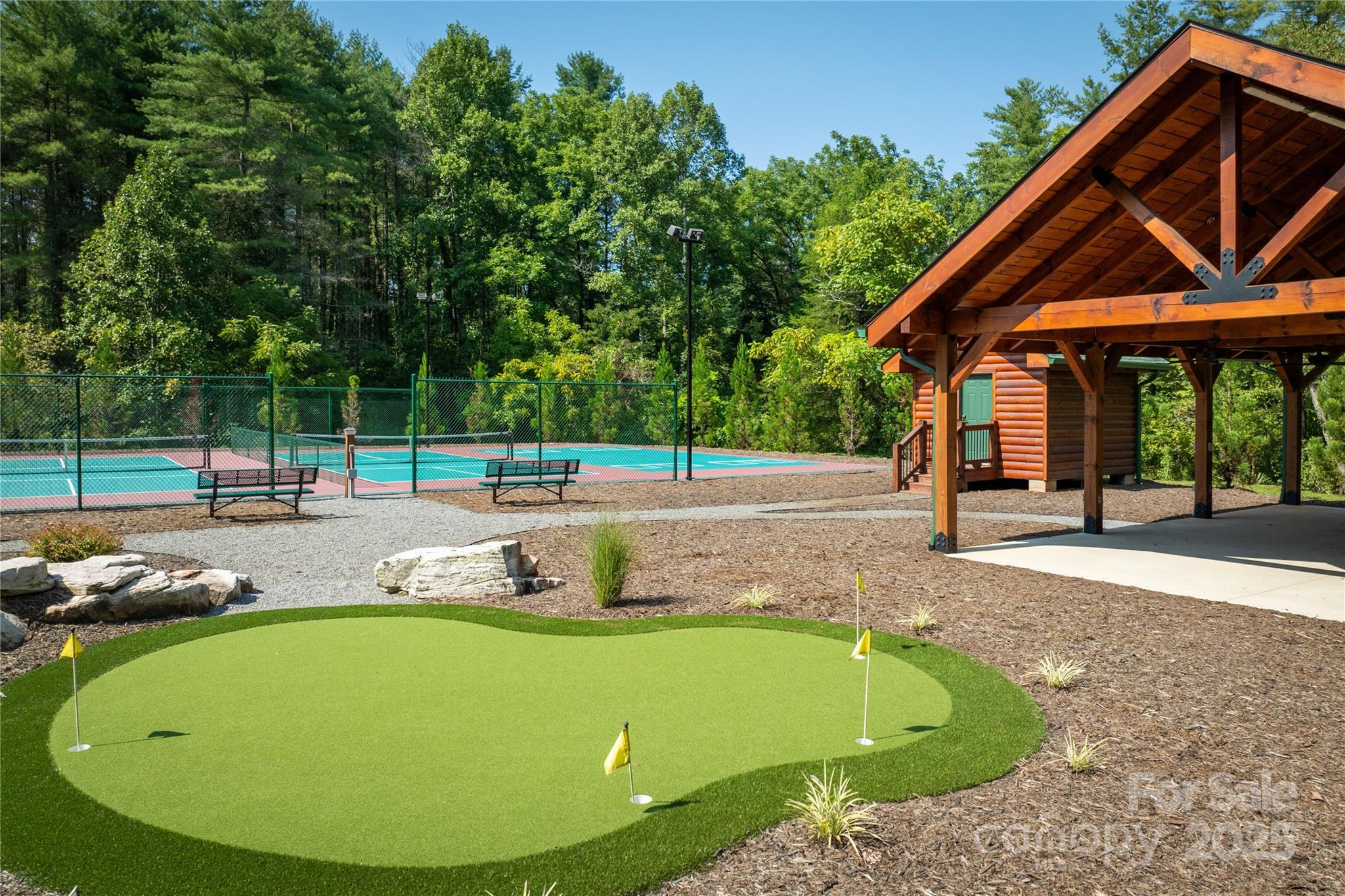 5 Round Mountain Parkway Lenoir NC 28645