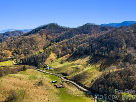 867 Indian Creek Road Burnsville NC 28714
