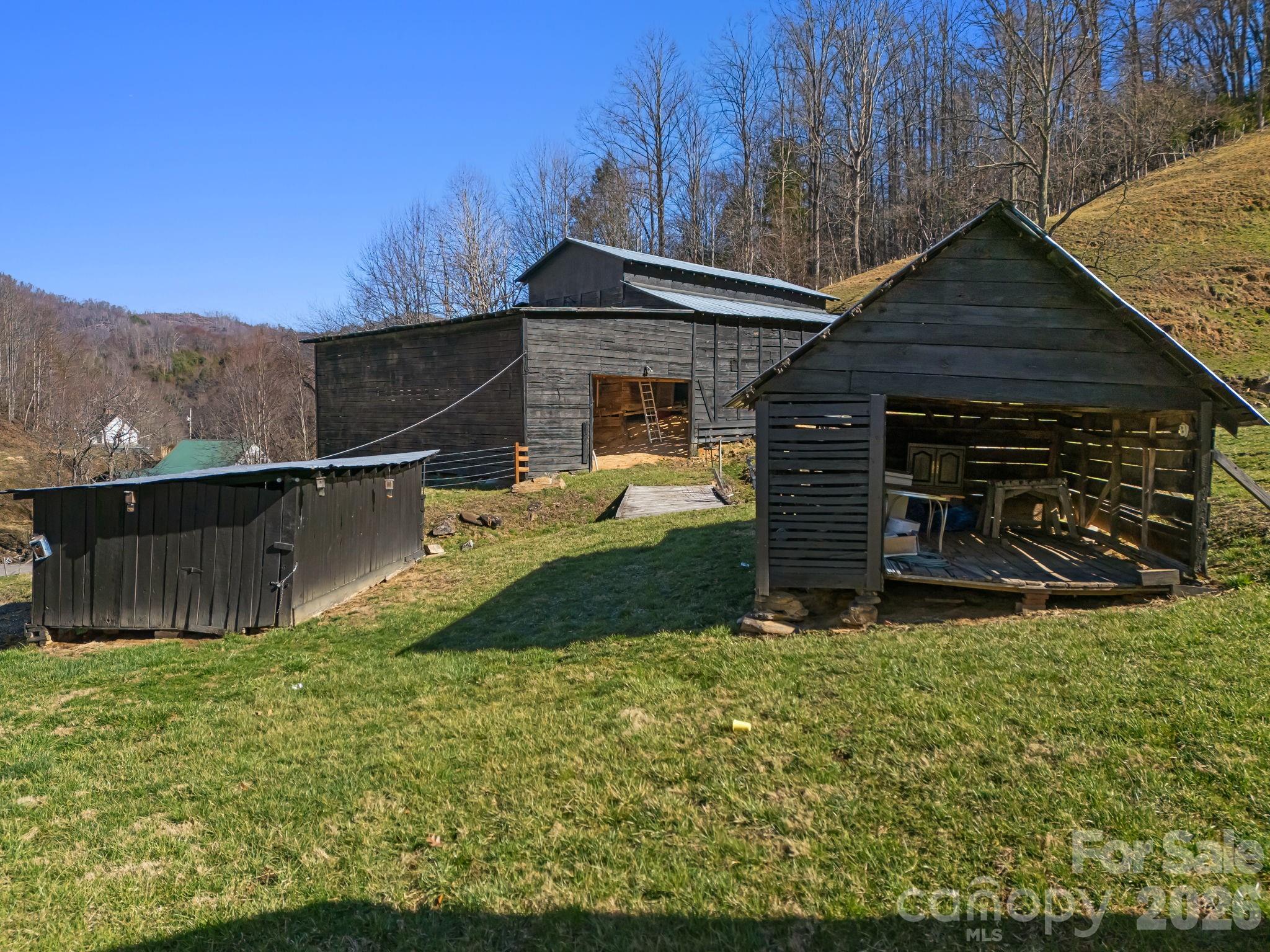 867 Indian Creek Road Burnsville NC 28714