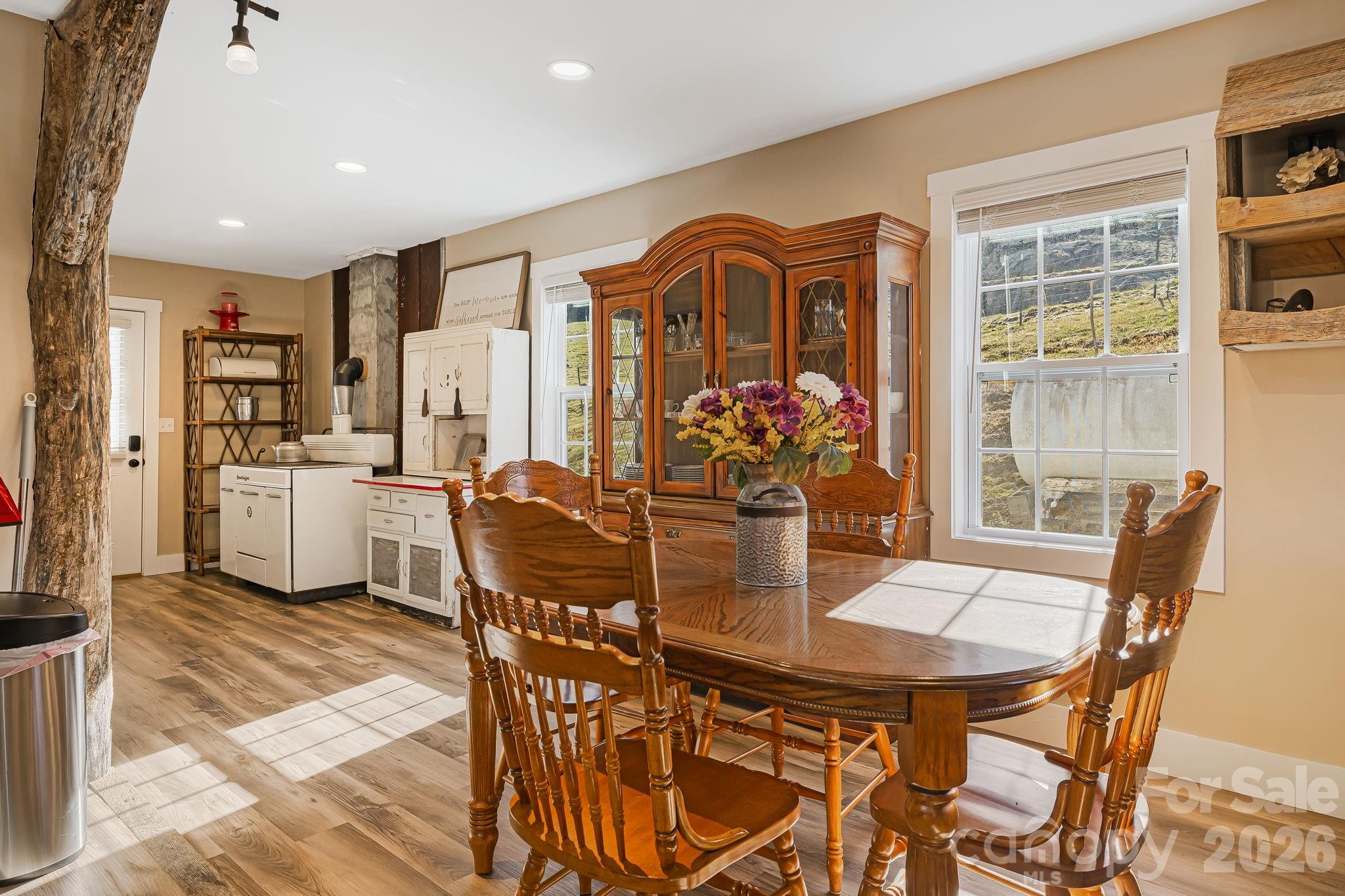 867 Indian Creek Road Burnsville NC 28714