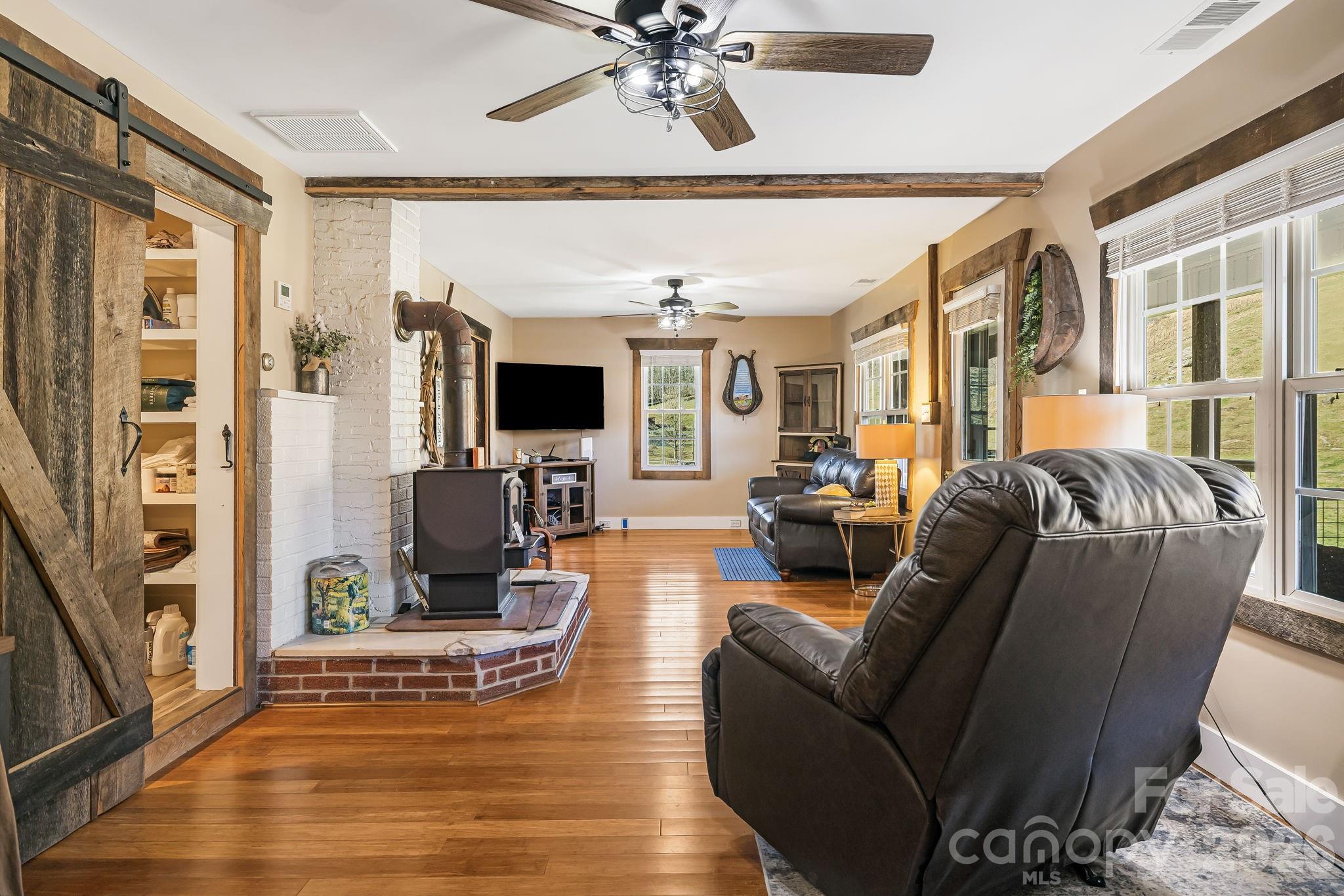 867 Indian Creek Road Burnsville NC 28714